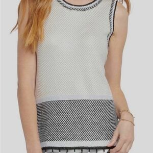 Nic+Zoe Women's White + Navy Scoop-Neck Sleeveless Lantana Tank